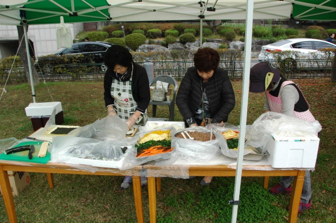  이웃사랑 나눔을 위한 바자회