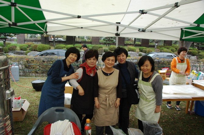  이웃사랑 나눔을 위한 바자회